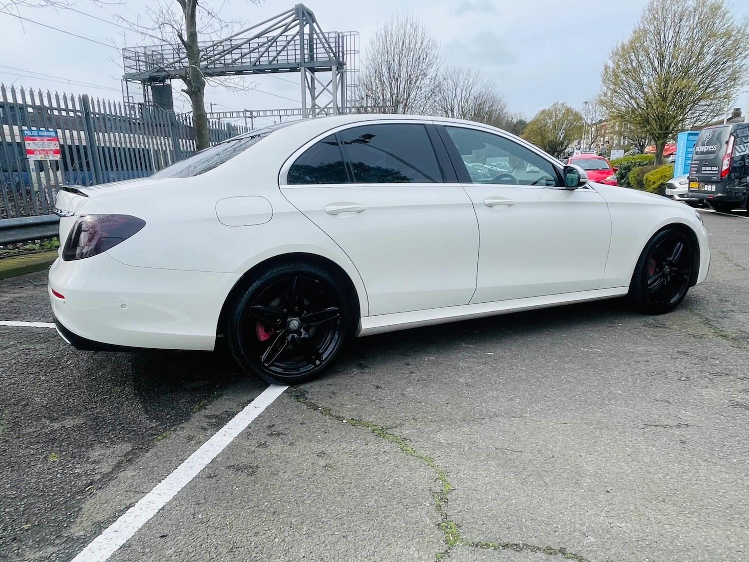 Used Mercedes-Benz E Class 2017 for sale - 77882640: Photo 10