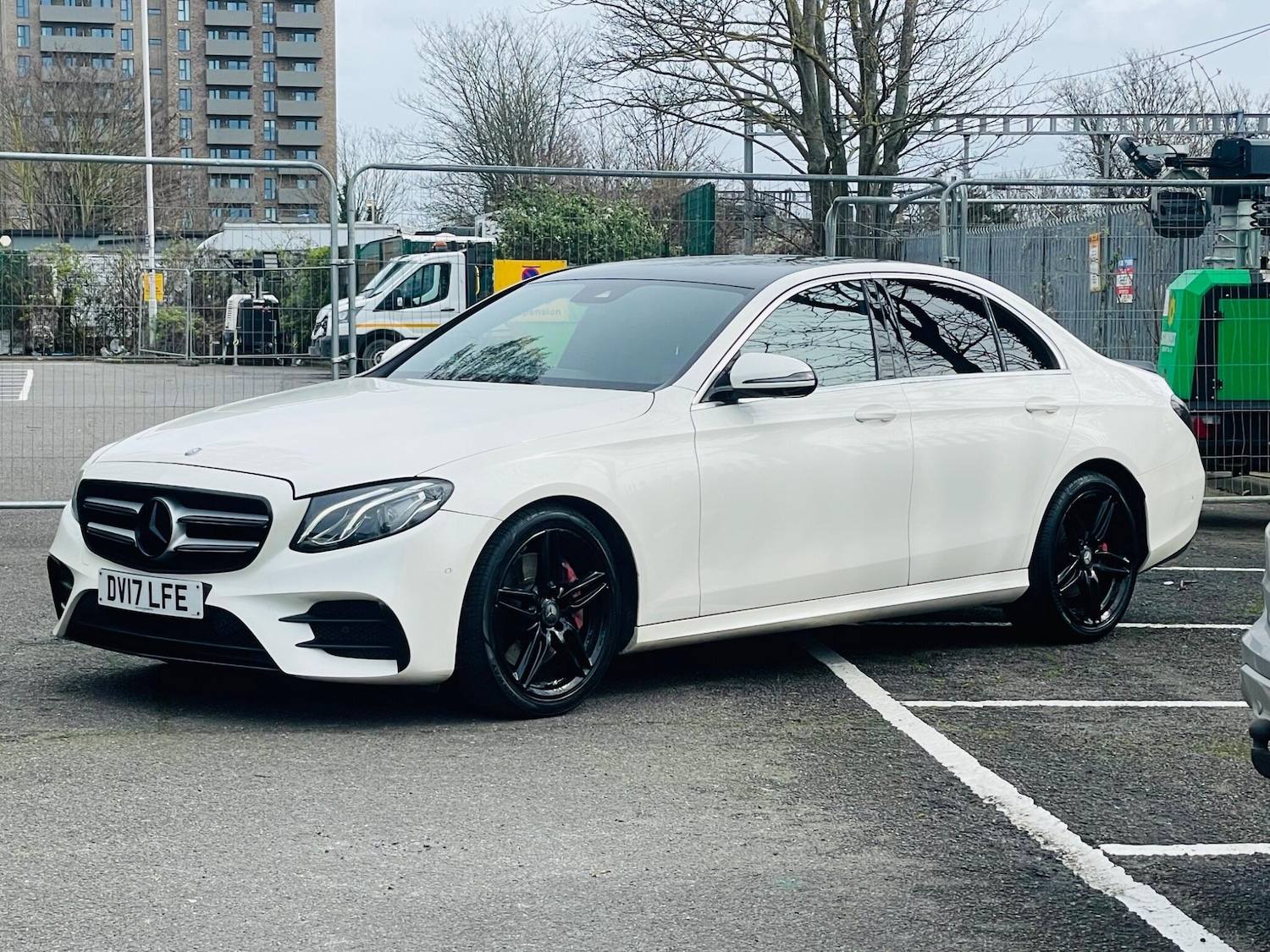 Used Mercedes-Benz E Class 2017 for sale - 77882640: Photo 4