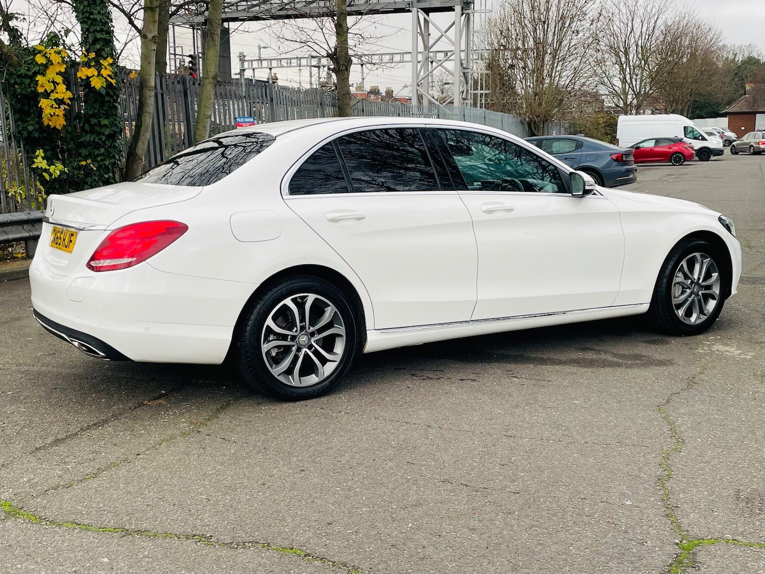 Used Mercedes-Benz C Class 2016 for sale - 76965453: Photo 11