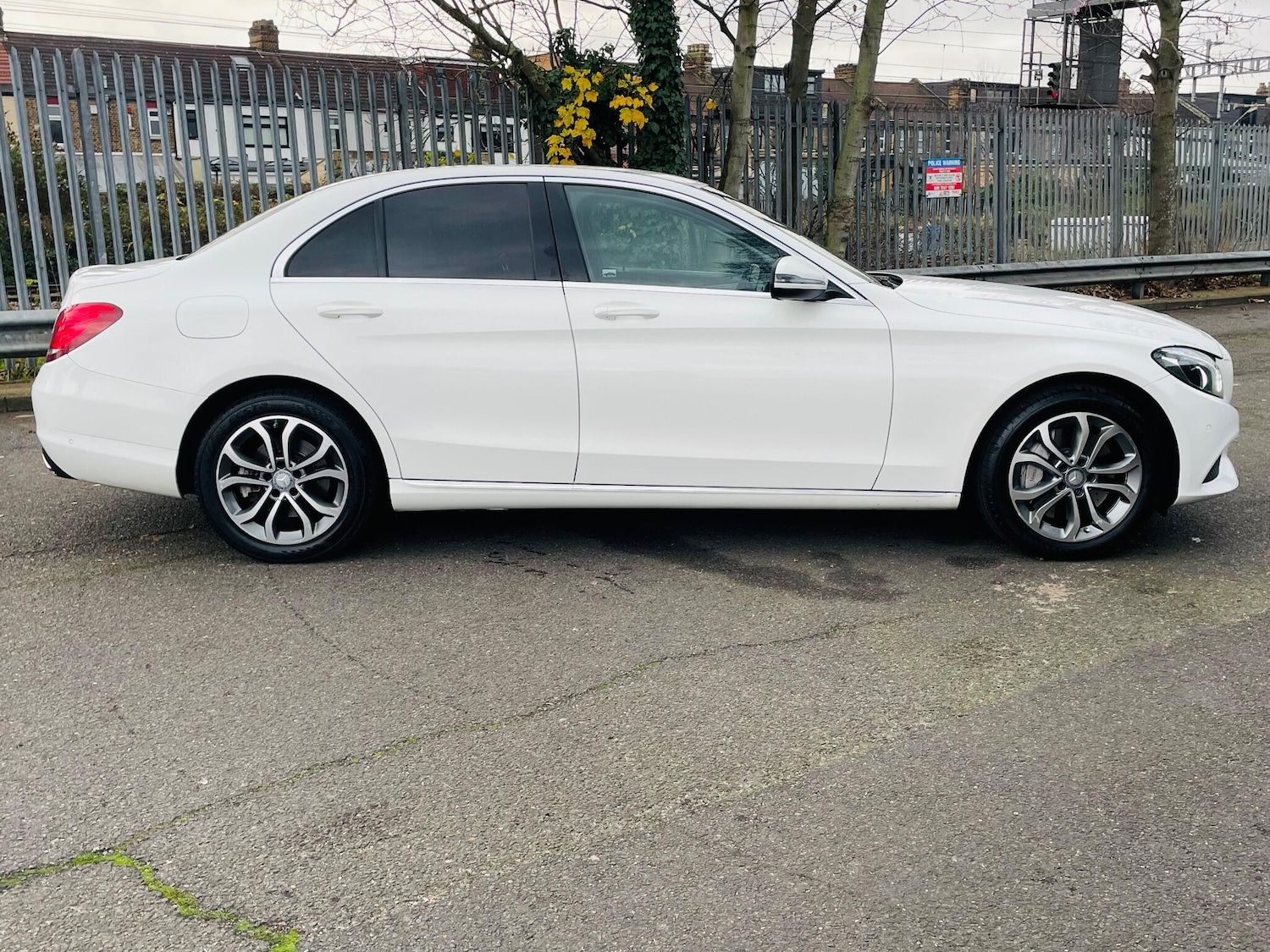 Used Mercedes-Benz C Class 2016 for sale - 76965453: Photo 12