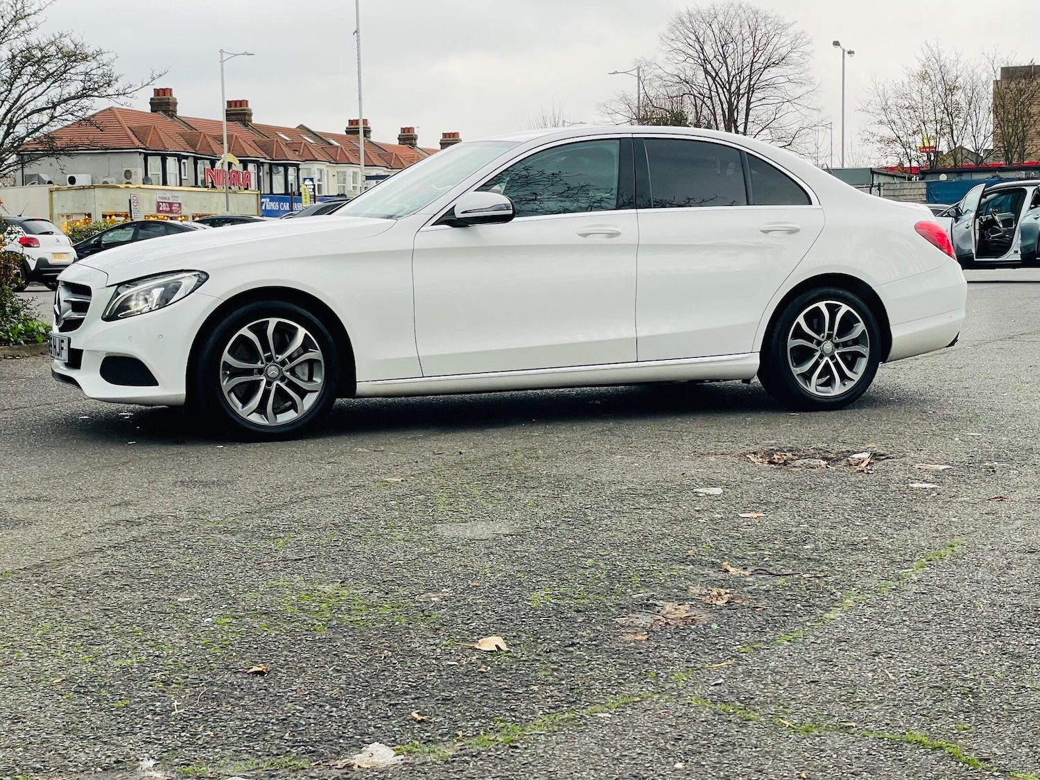 Used Mercedes-Benz C Class 2016 for sale - 76965453: Photo 5