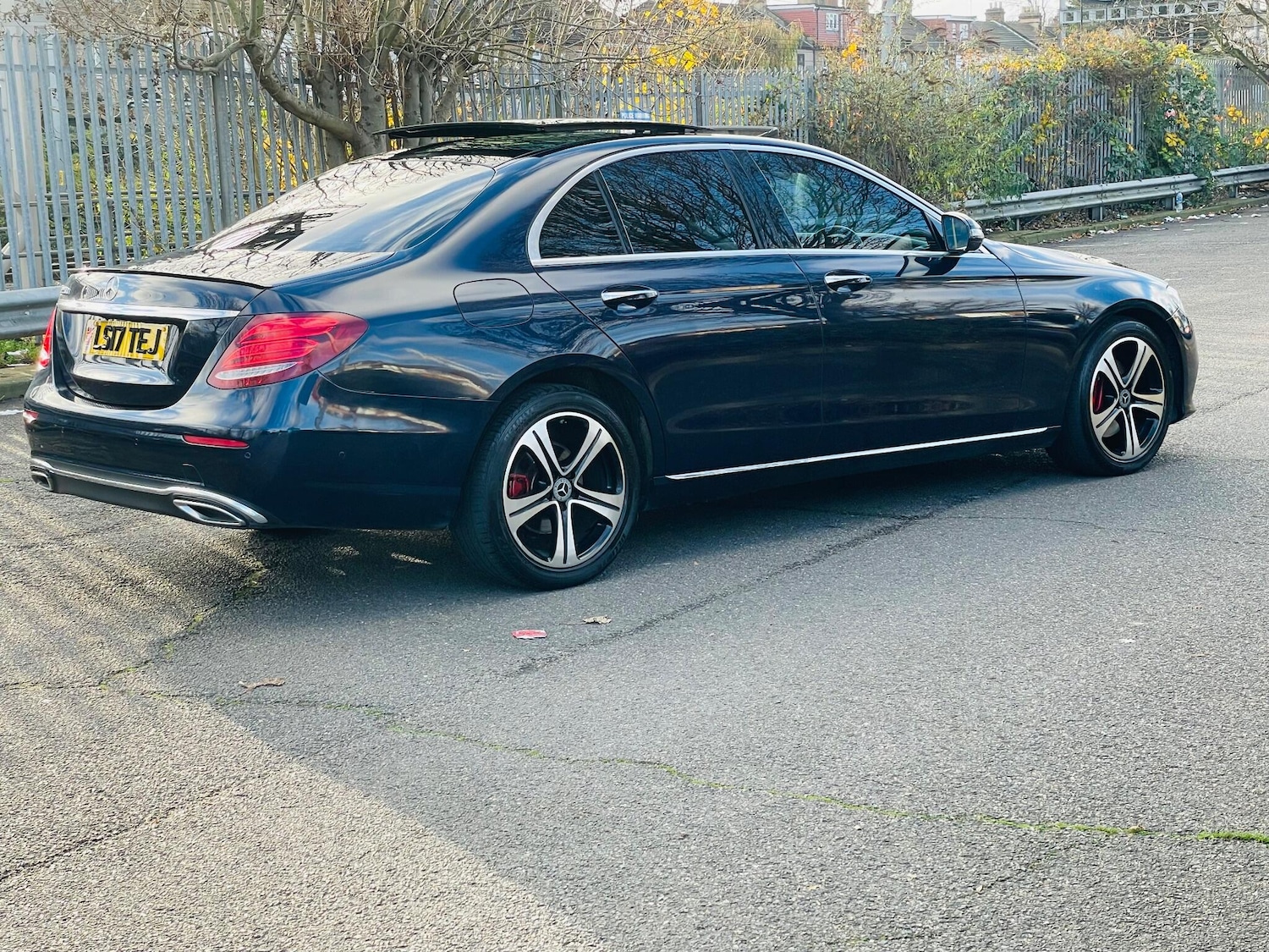 Used Mercedes-Benz E Class 2017 for sale - 76913890: Photo 12
