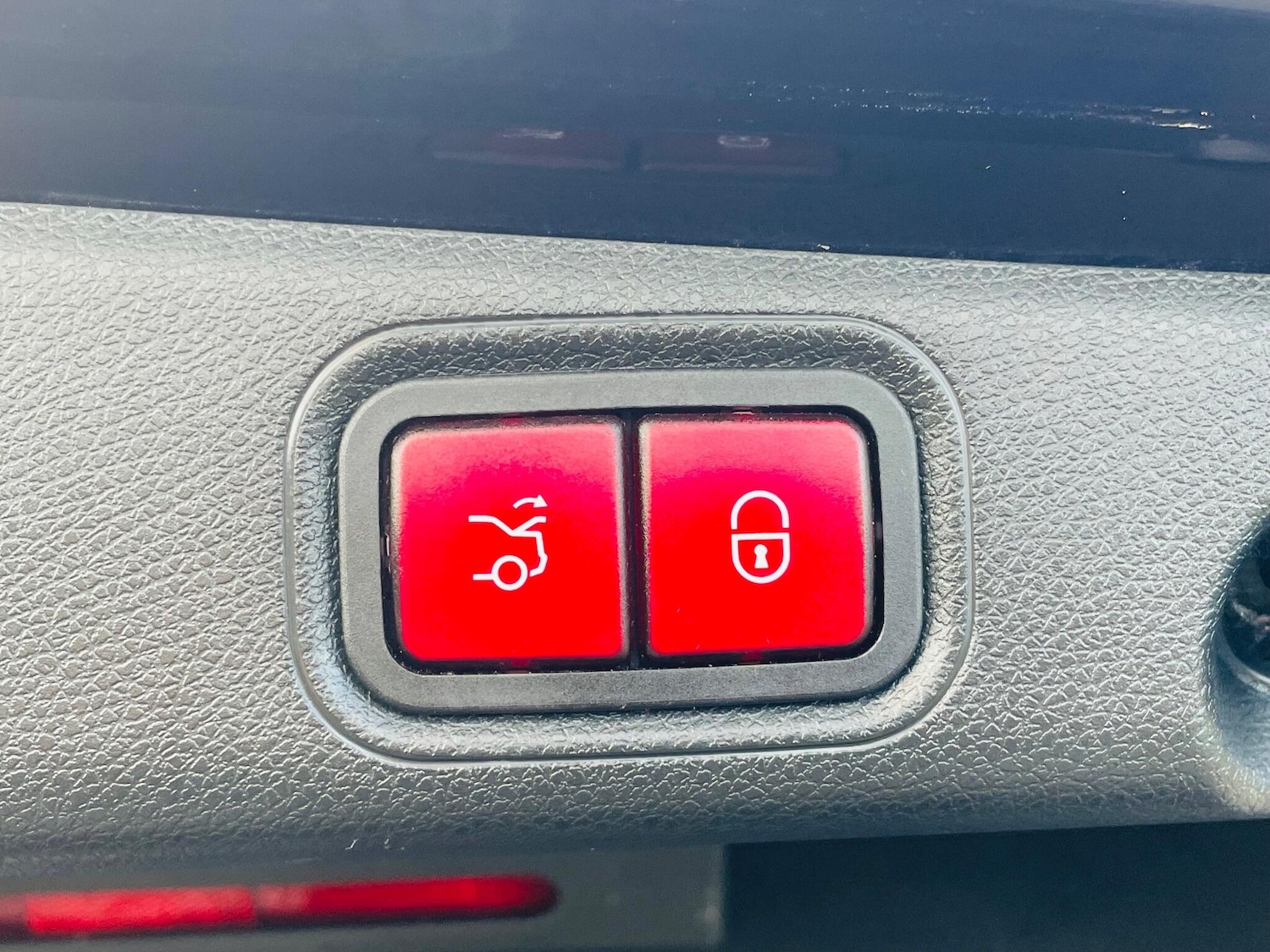 Used Mercedes-Benz E Class 2017 for sale - 76913890: Photo 19