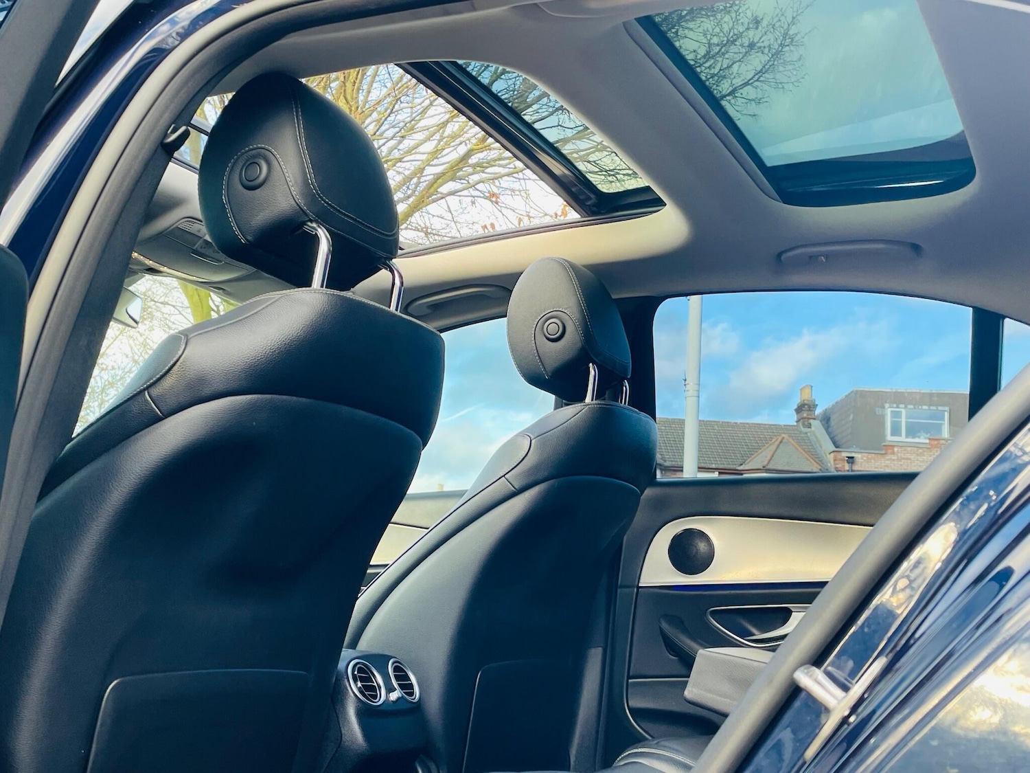 Used Mercedes-Benz E Class 2017 for sale - 76913890: Photo 21