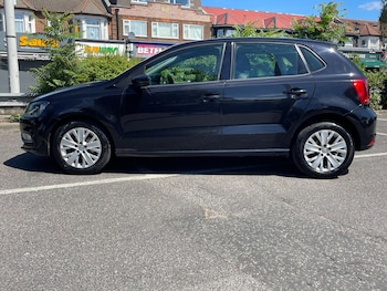 Used Volkswagen Polo 2016 for sale - 79076069: Photo