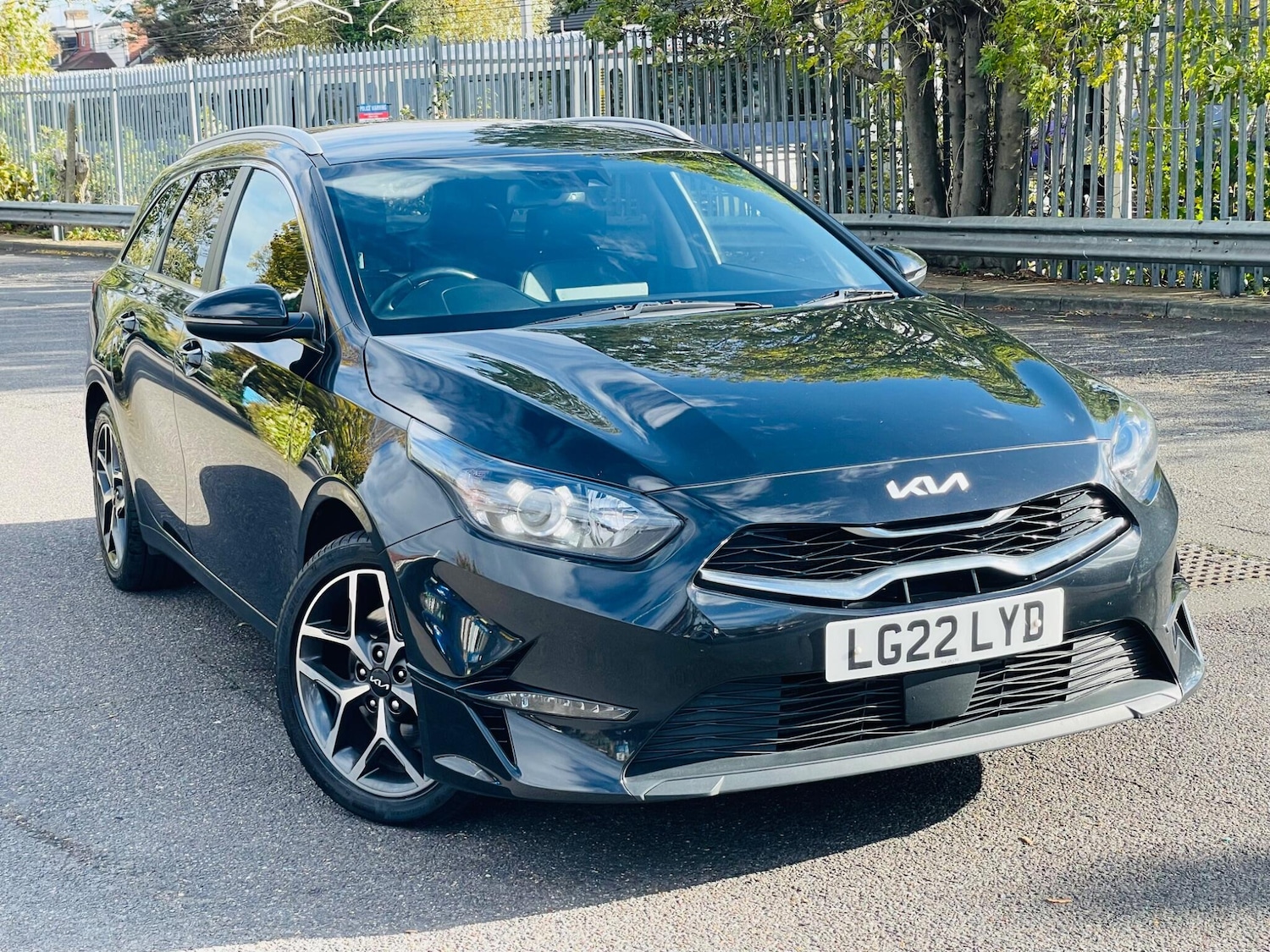 Used Kia Ceed 2022 for sale - 76388143: Photo 1