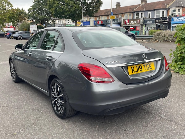 Used Mercedes-Benz C Class 2019 for sale - 75696757: Photo 5