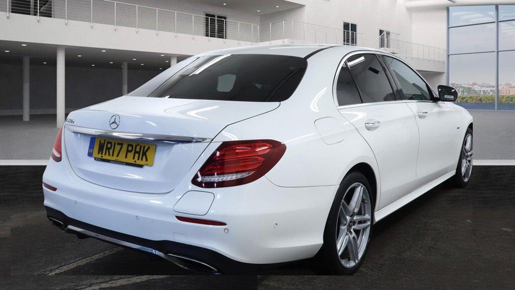 Used Mercedes-Benz E Class 2017 for sale - 77345189: Photo 4