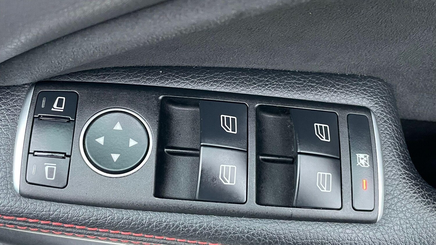 Used Mercedes-Benz A-Class 2015 for sale - 77478887: Photo 20