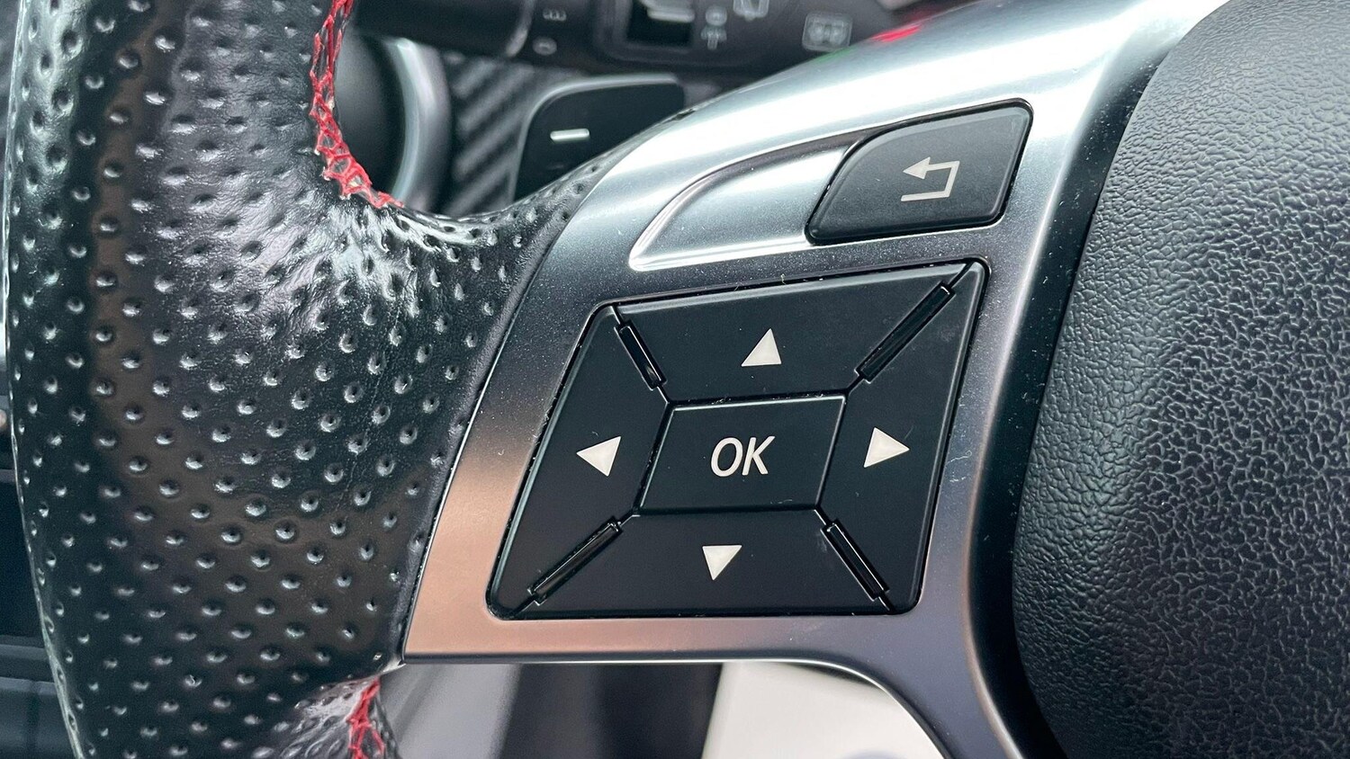 Used Mercedes-Benz A-Class 2015 for sale - 77478887: Photo 24