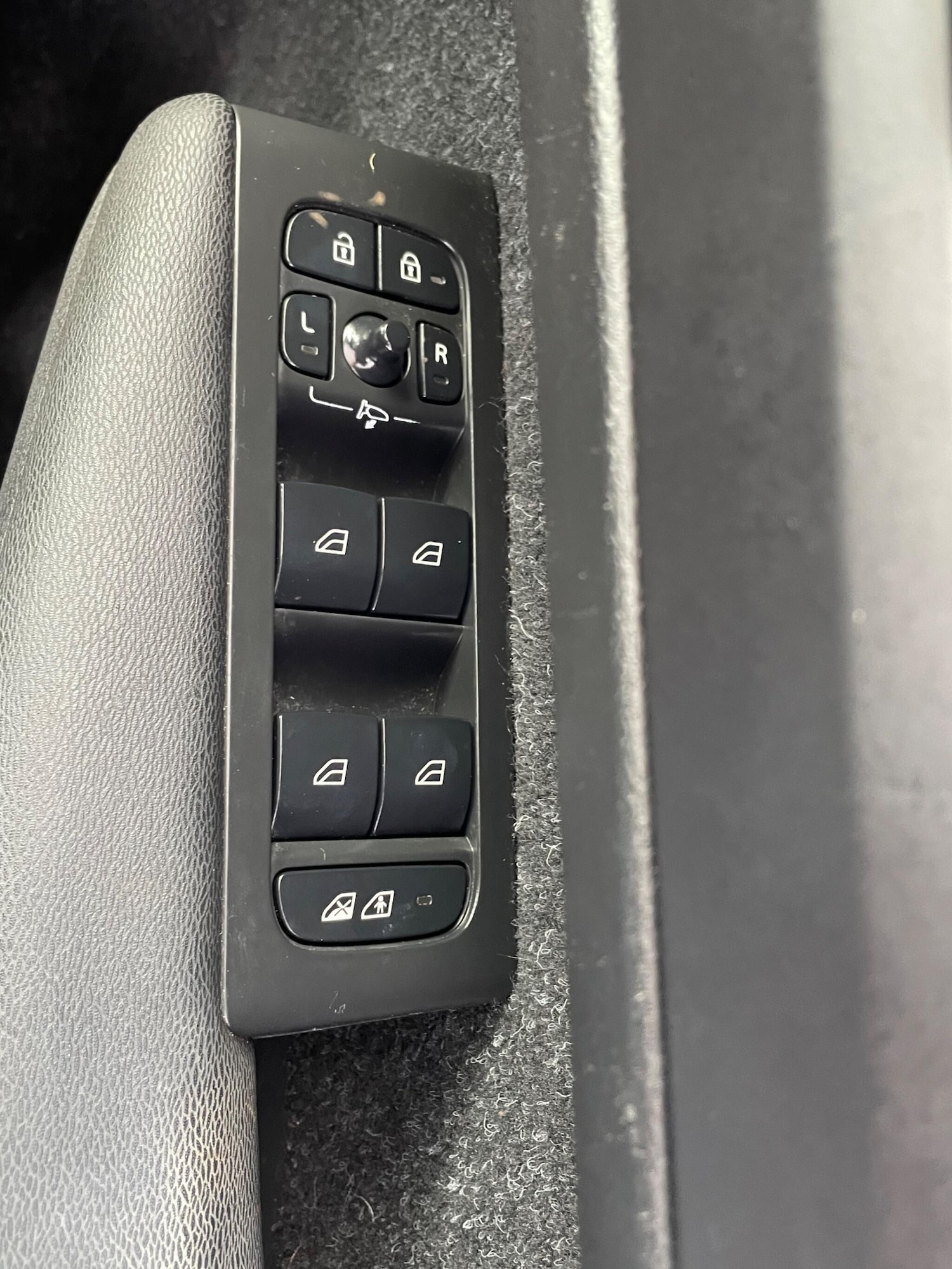 Used Volvo XC40 2020 for sale - 77538480: Photo 25