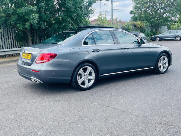 Used Mercedes-Benz E-Class 2016 for sale - 75415256: Photo 10