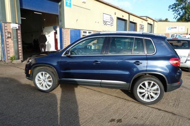 Used Volkswagen Tiguan 2012 for sale - 76177031: Photo 2