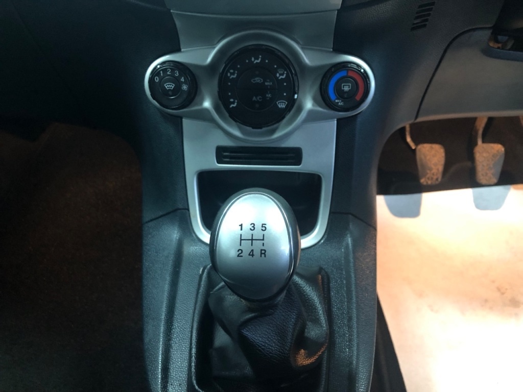 Used Ford Fiesta 2012 for sale - 77546237: Photo 12