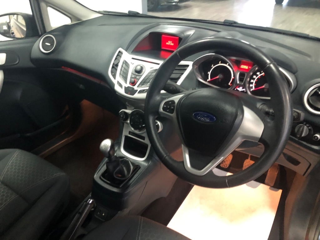 Used Ford Fiesta 2012 for sale - 77546237: Photo 9
