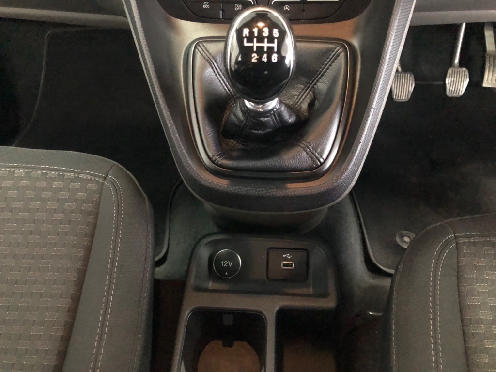 Used Ford Grand Tourneo Connect 2019 for sale - 77641895: Photo 15