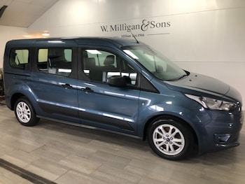 Used Ford Grand Tourneo Connect 2019 for sale - 77641895: Photo