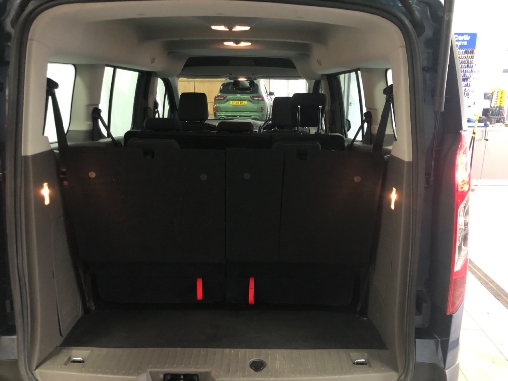 Used Ford Grand Tourneo Connect 2019 for sale - 77641895: Photo 8