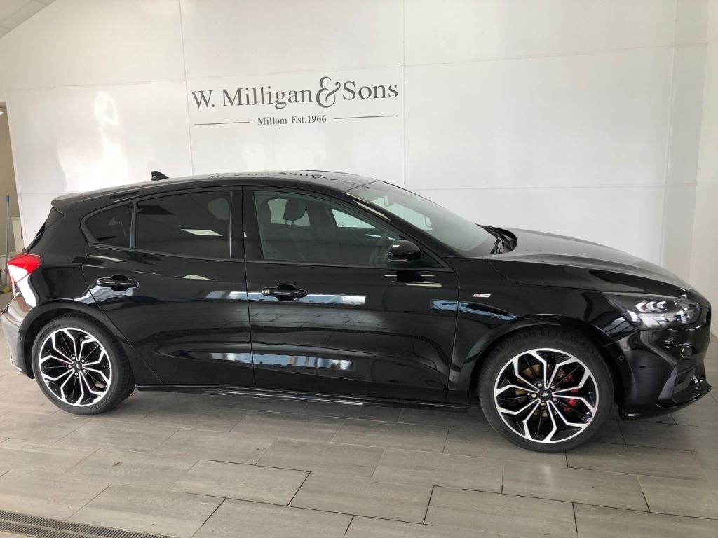 Used Ford Focus 2022 for sale - 77075254: Photo 2