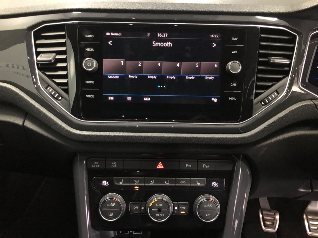 Used Volkswagen T-Roc 2019 for sale - 77075256: Photo 12