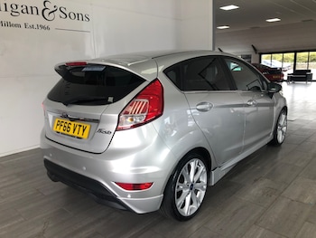 Used Ford Fiesta 2016 for sale - 79457001: Photo
