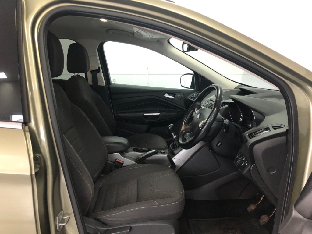 Used Ford Kuga 2014 for sale - 77075247: Photo 9