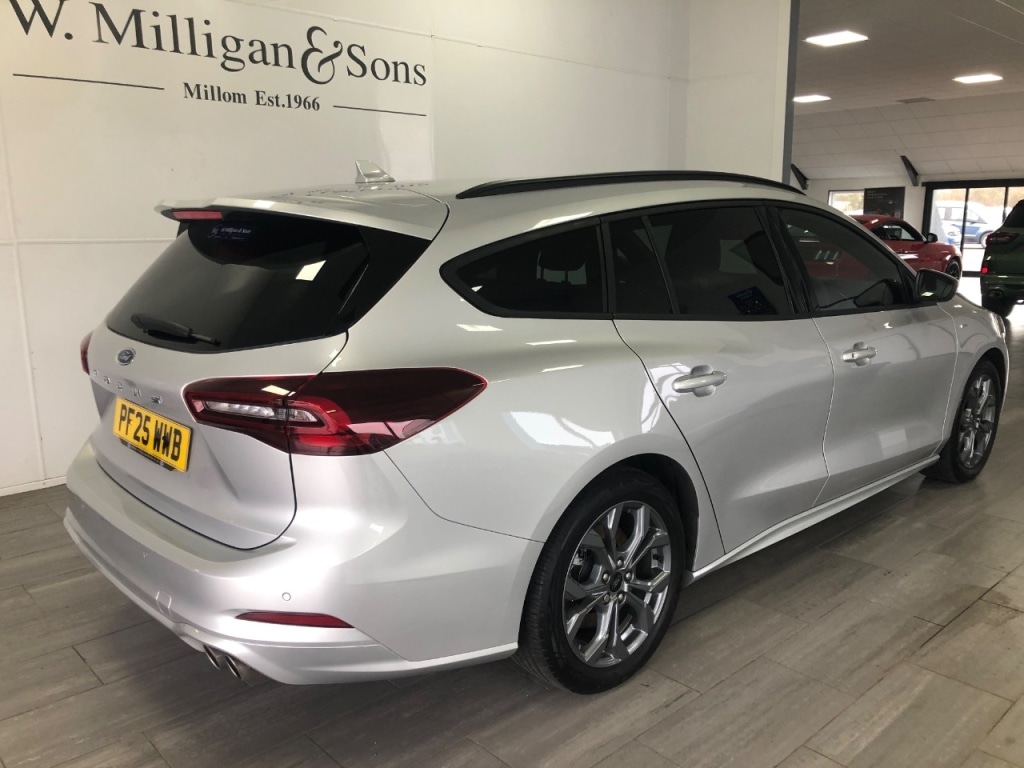 Used Ford Focus 2025 for sale - 77679897: Photo 4