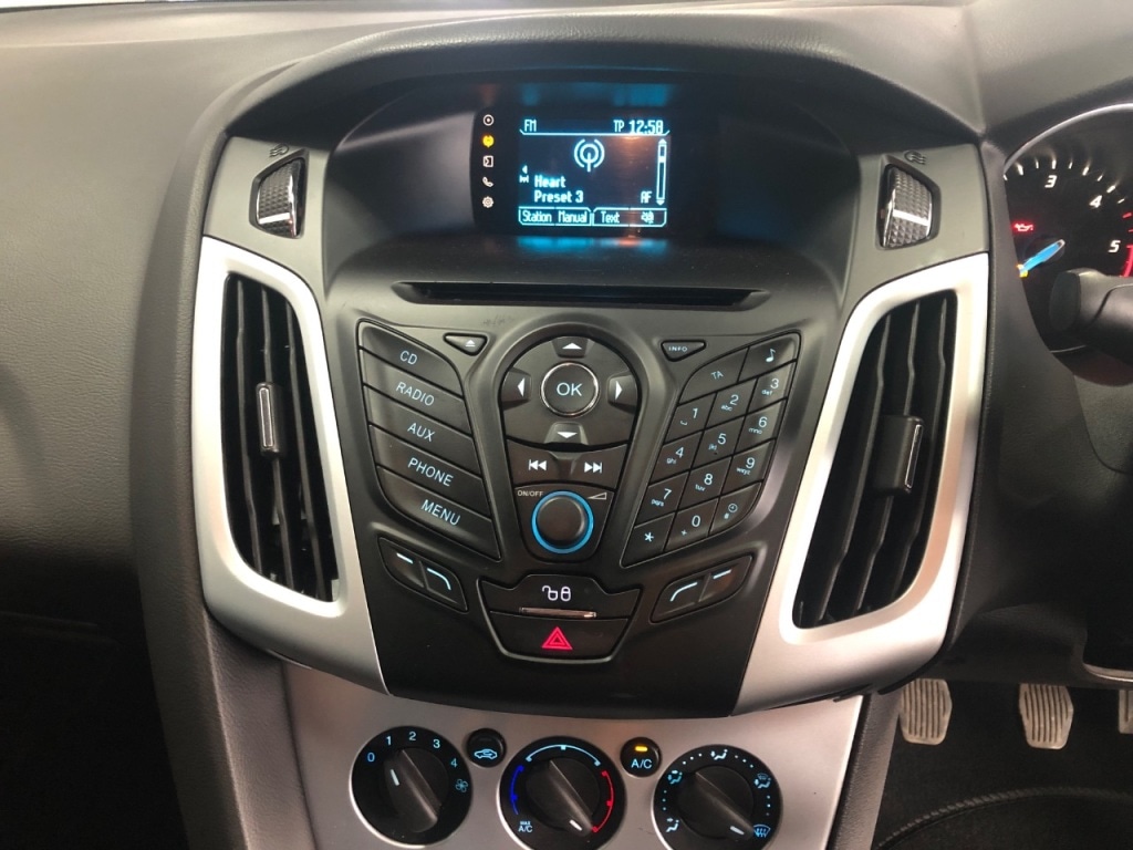 Used Ford Focus 2014 for sale - 77460071: Photo 15