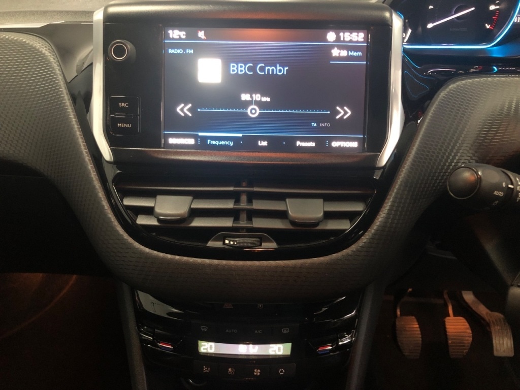 Used Peugeot 2008 2017 for sale - 78002223: Photo 12