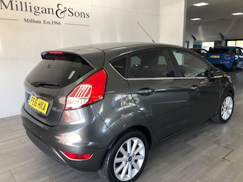 Used Ford Fiesta 2016 for sale - 78400681: Photo