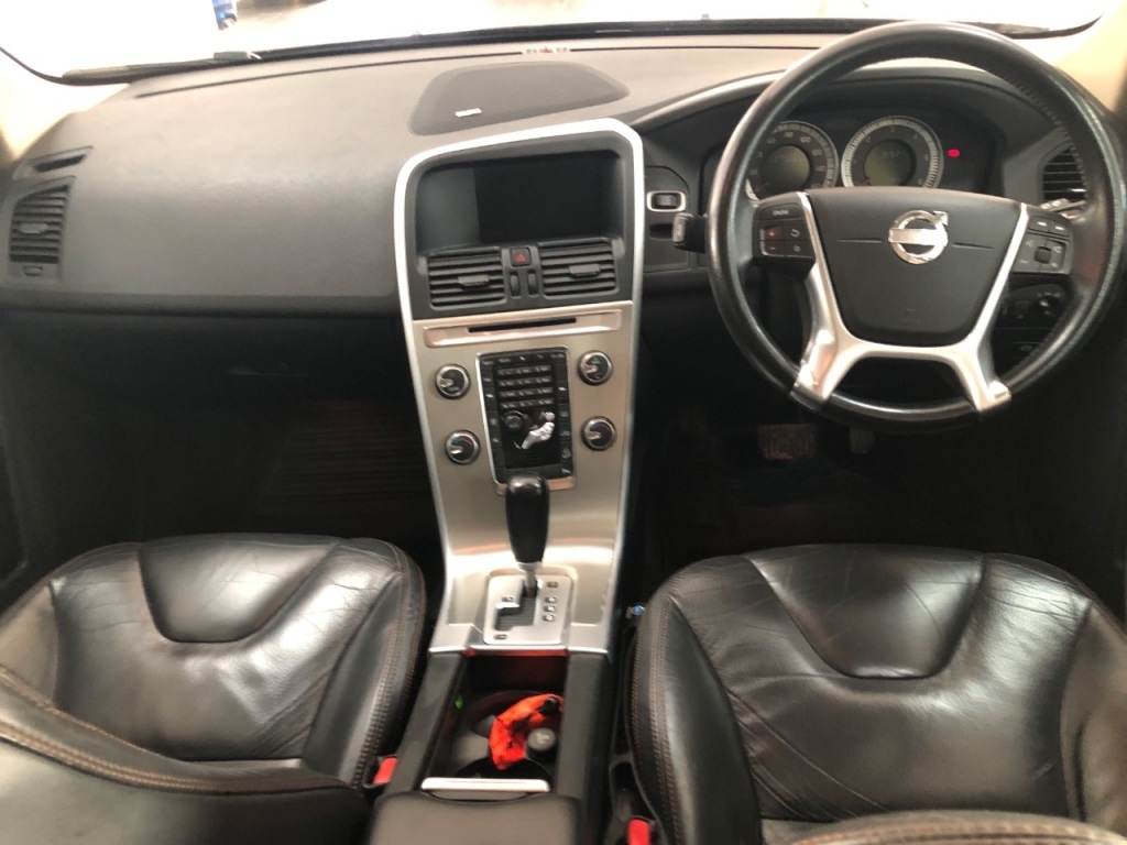 Used Volvo XC60 2011 for sale - 77258684: Photo 11