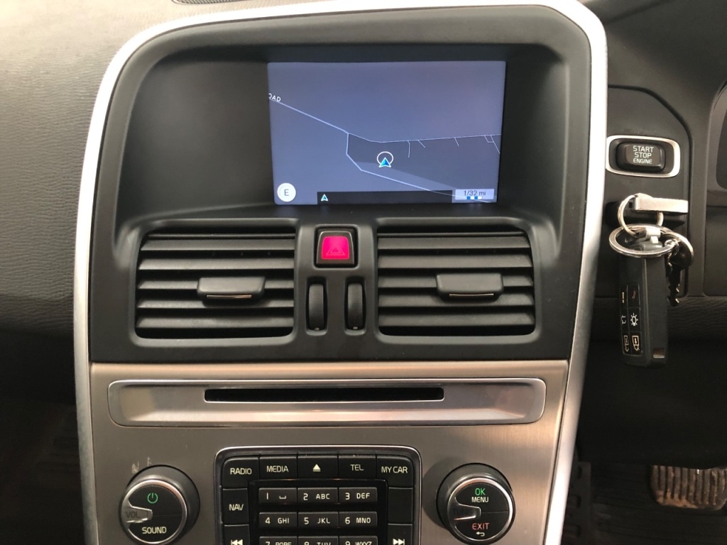 Used Volvo XC60 2011 for sale - 77258684: Photo 15