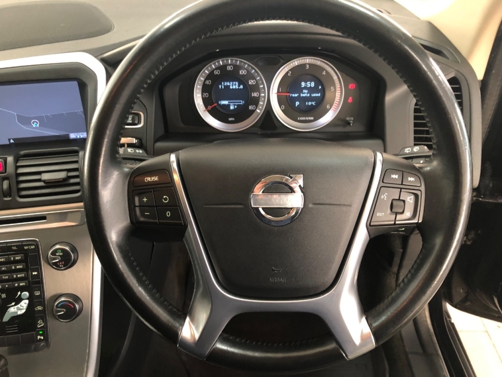 Used Volvo XC60 2011 for sale - 77258684: Photo 16