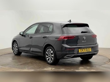 Used Volkswagen Golf 2021 for sale - 78681800: Photo
