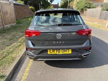Used Volkswagen T-Roc 2020 for sale - 79160127: Photo