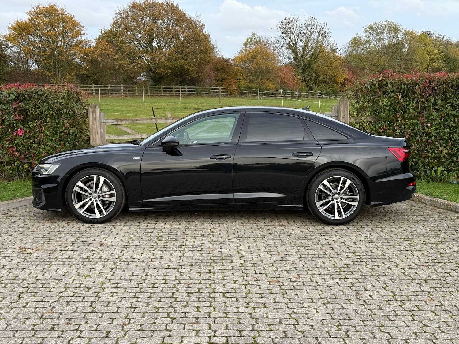 Used Audi A6 2018 for sale - 77614614: Photo 2