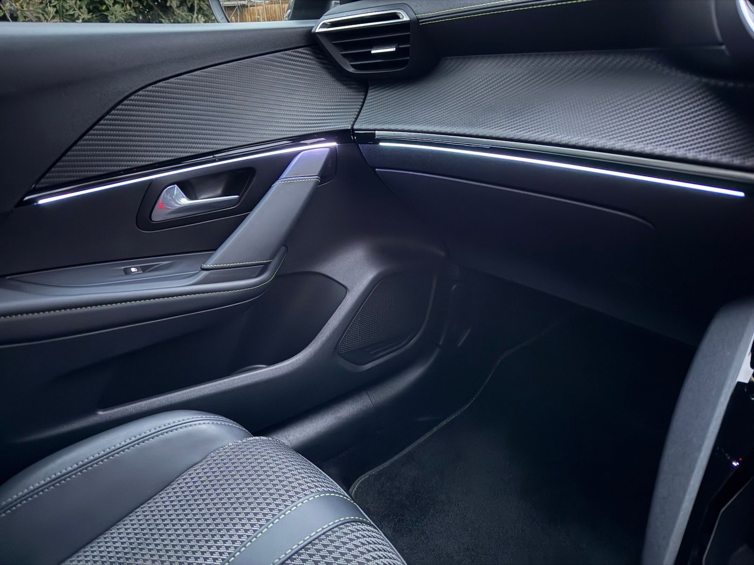 Used Peugeot E-208 2021 for sale - 77614588: Photo 55