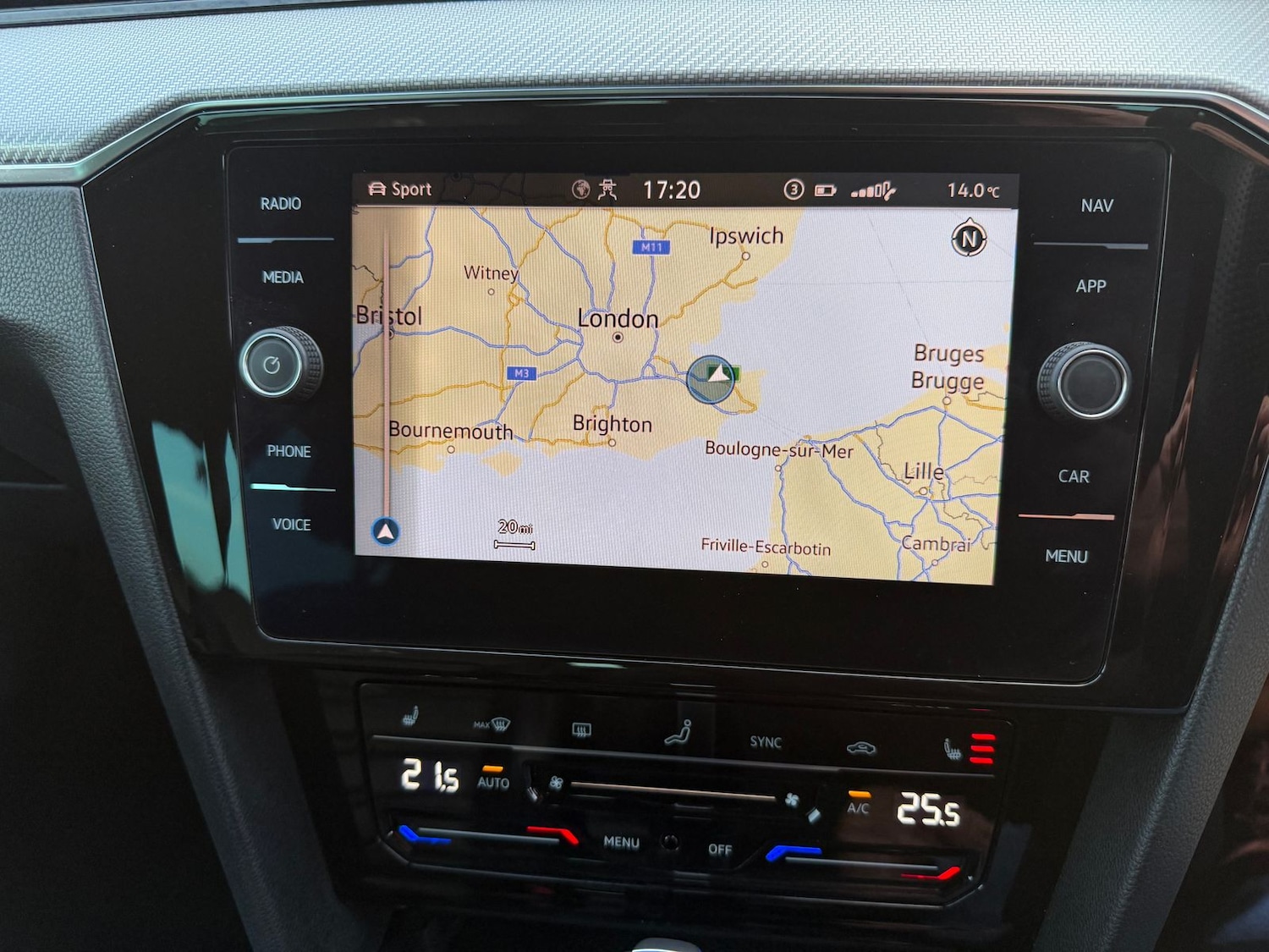 Used Volkswagen Passat 2021 for sale - 77799902: Photo 36