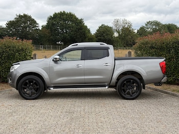 Used Nissan Navara 2016 for sale - 79281419: Photo