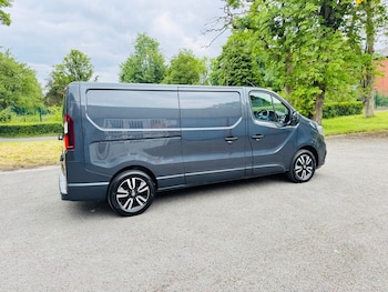 Used Renault Trafic 2023 for sale - 78909988: Photo