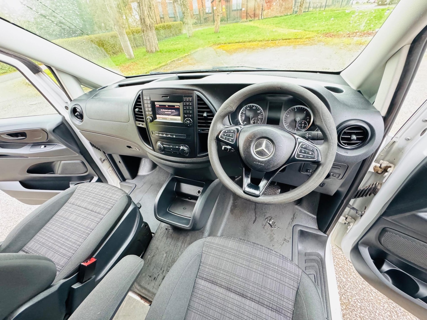 Used Mercedes-Benz Vito 2016 for sale - 77970585: Photo 13