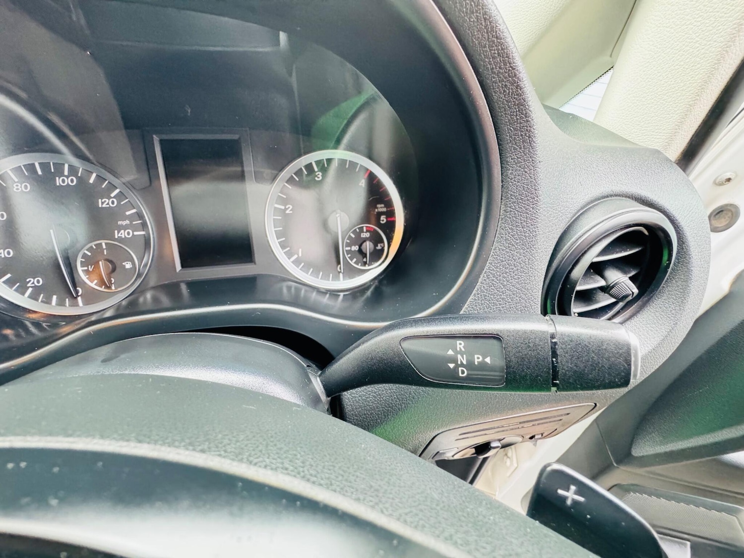 Used Mercedes-Benz Vito 2016 for sale - 77970585: Photo 15