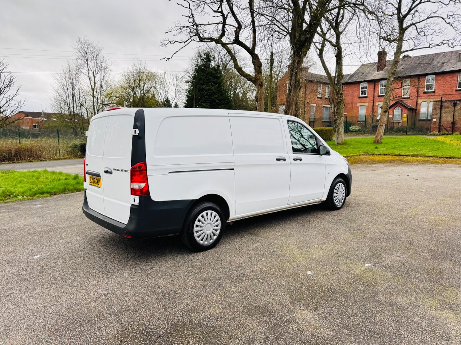 Used Mercedes-Benz Vito 2016 for sale - 77970585: Photo 2