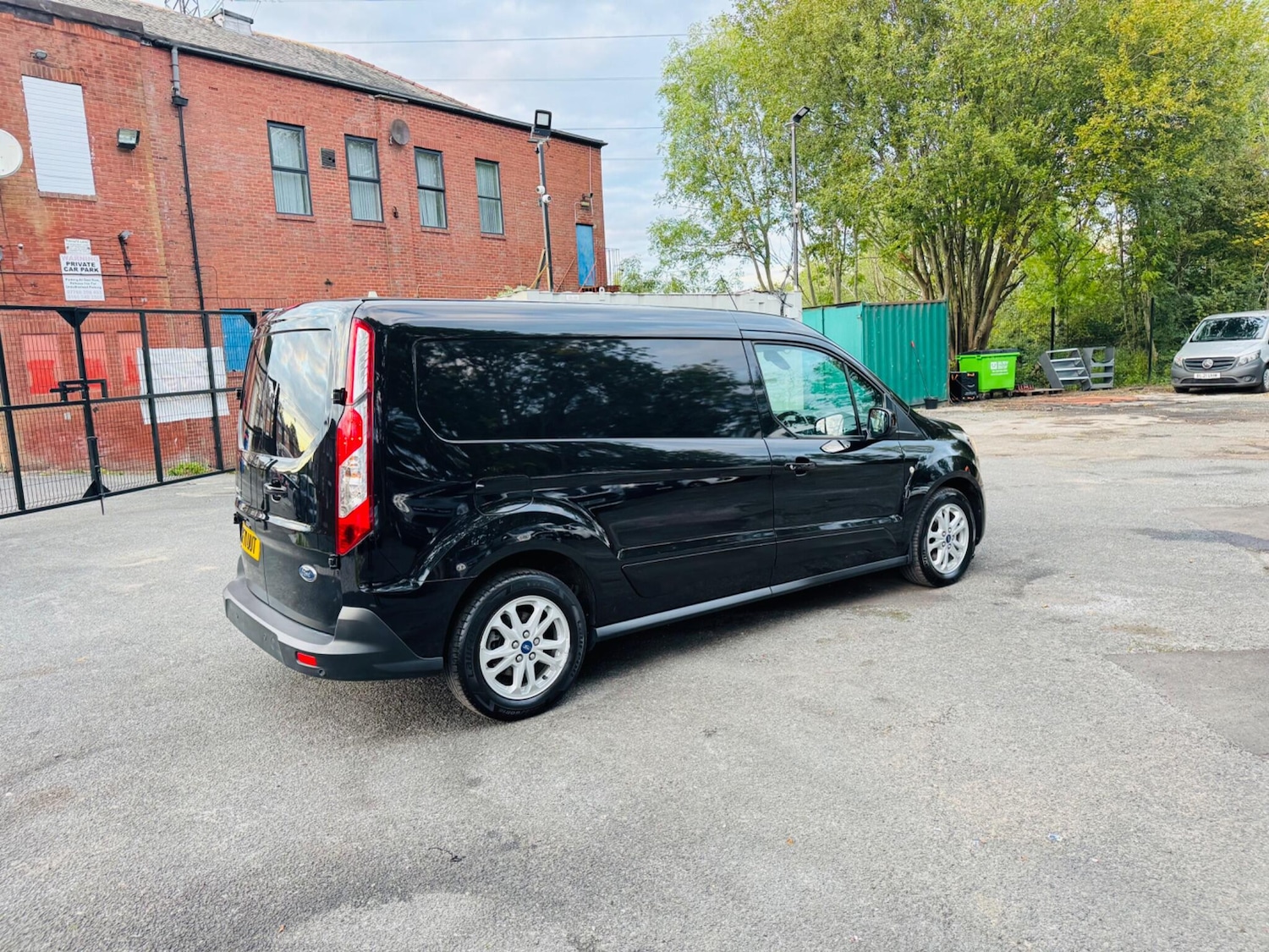 Used Ford Transit Connect 2021 for sale - 77331806: Photo 2