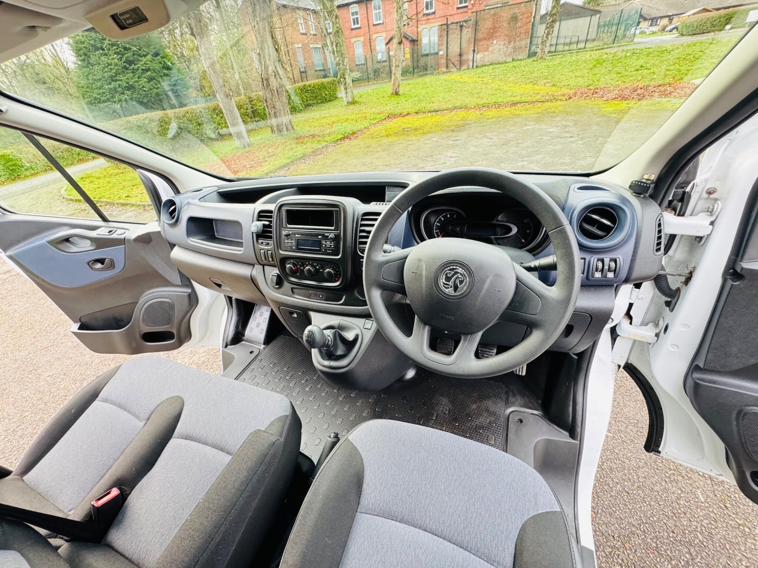 Used Vauxhall Vivaro for sale - 77216039: Photo 19