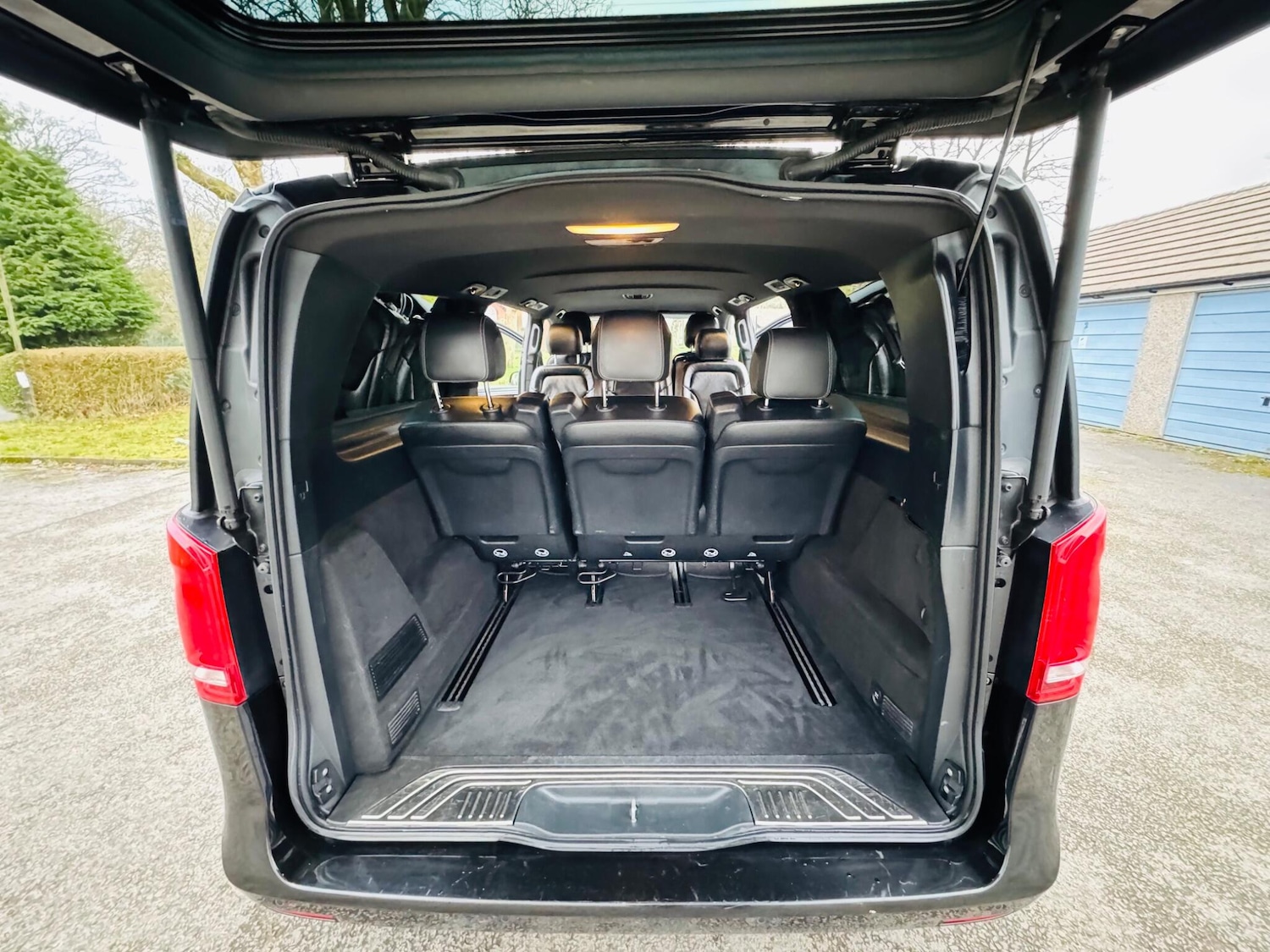 Used Mercedes-Benz V-Class 2018 for sale - 77387236: Photo 13