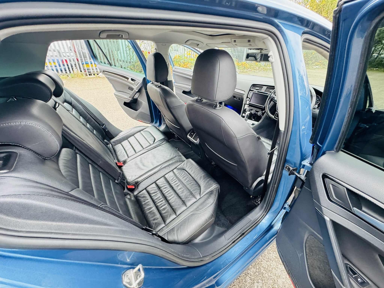 Used Volkswagen Golf 2013 for sale - 76667388: Photo 18