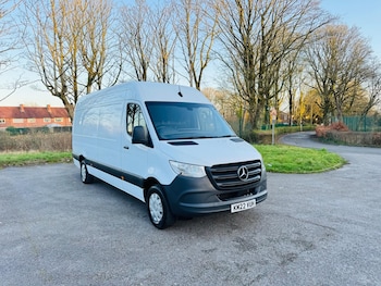 Mercedes-Benz Sprinter feature image