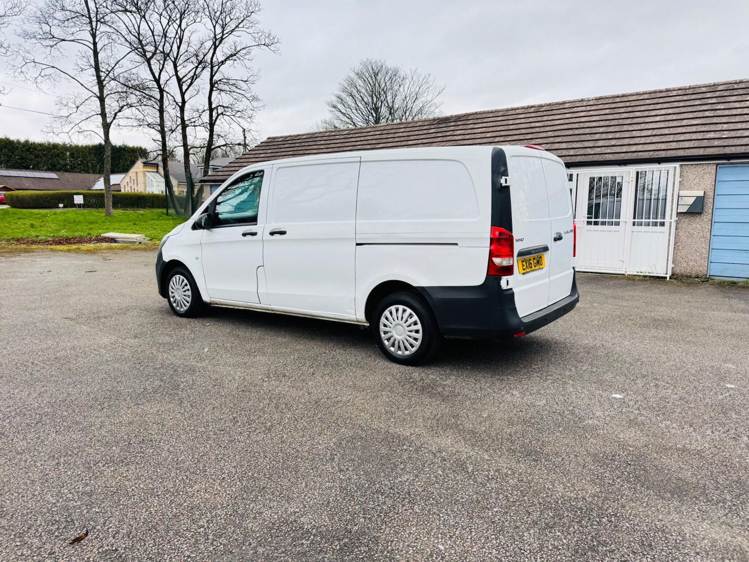 Used Mercedes-Benz Vito 2016 for sale - 77898316: Photo 3