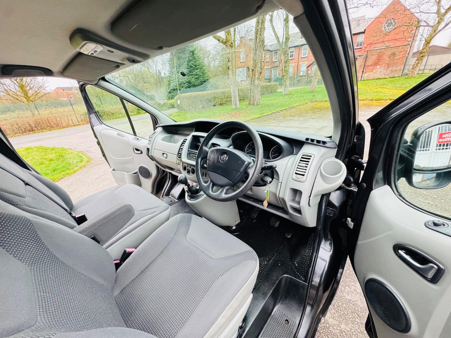 Used Vauxhall Vivaro 2014 for sale - 77793515: Photo 18